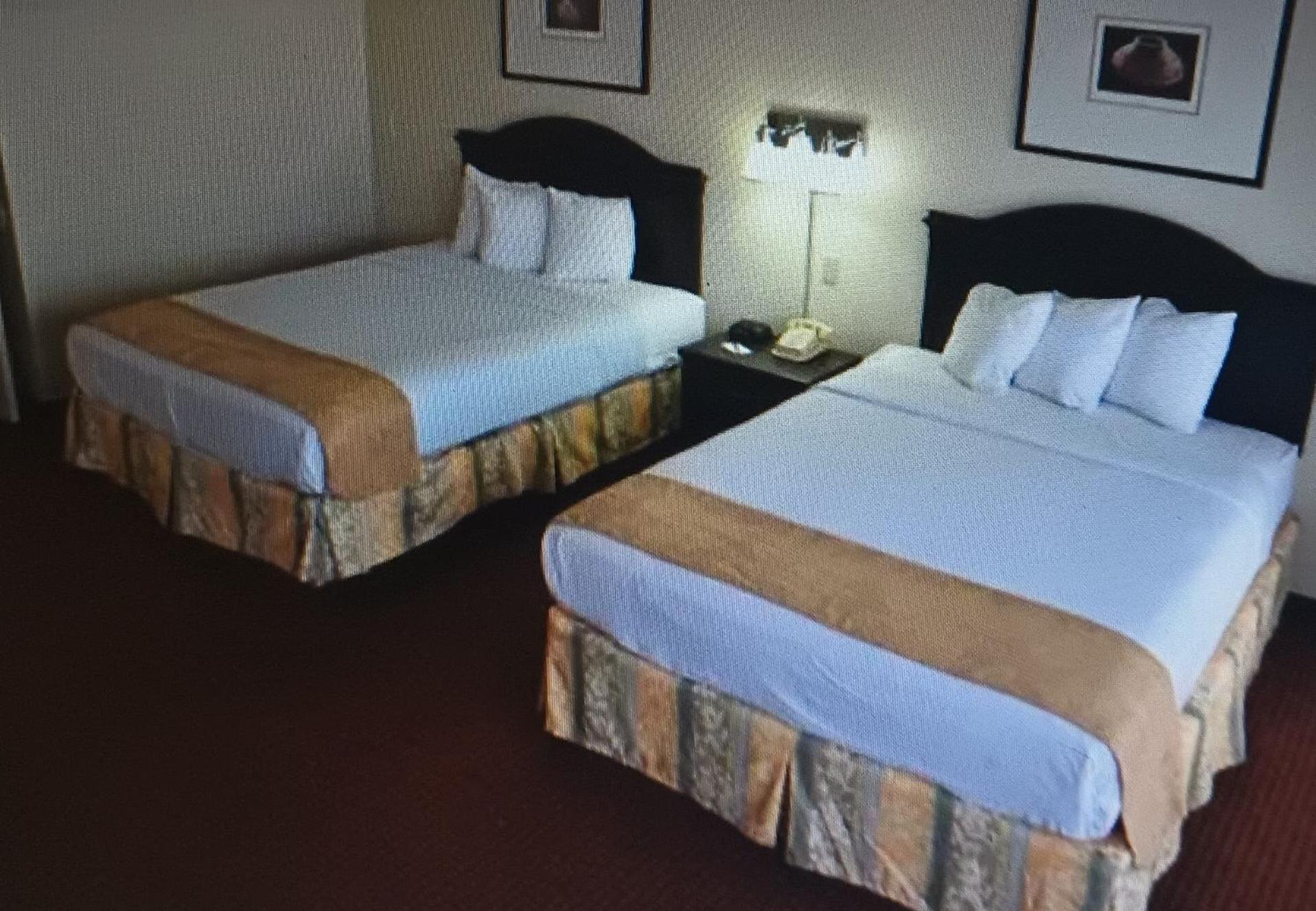 Barcelona Suites 阿尔伯克基 外观 照片