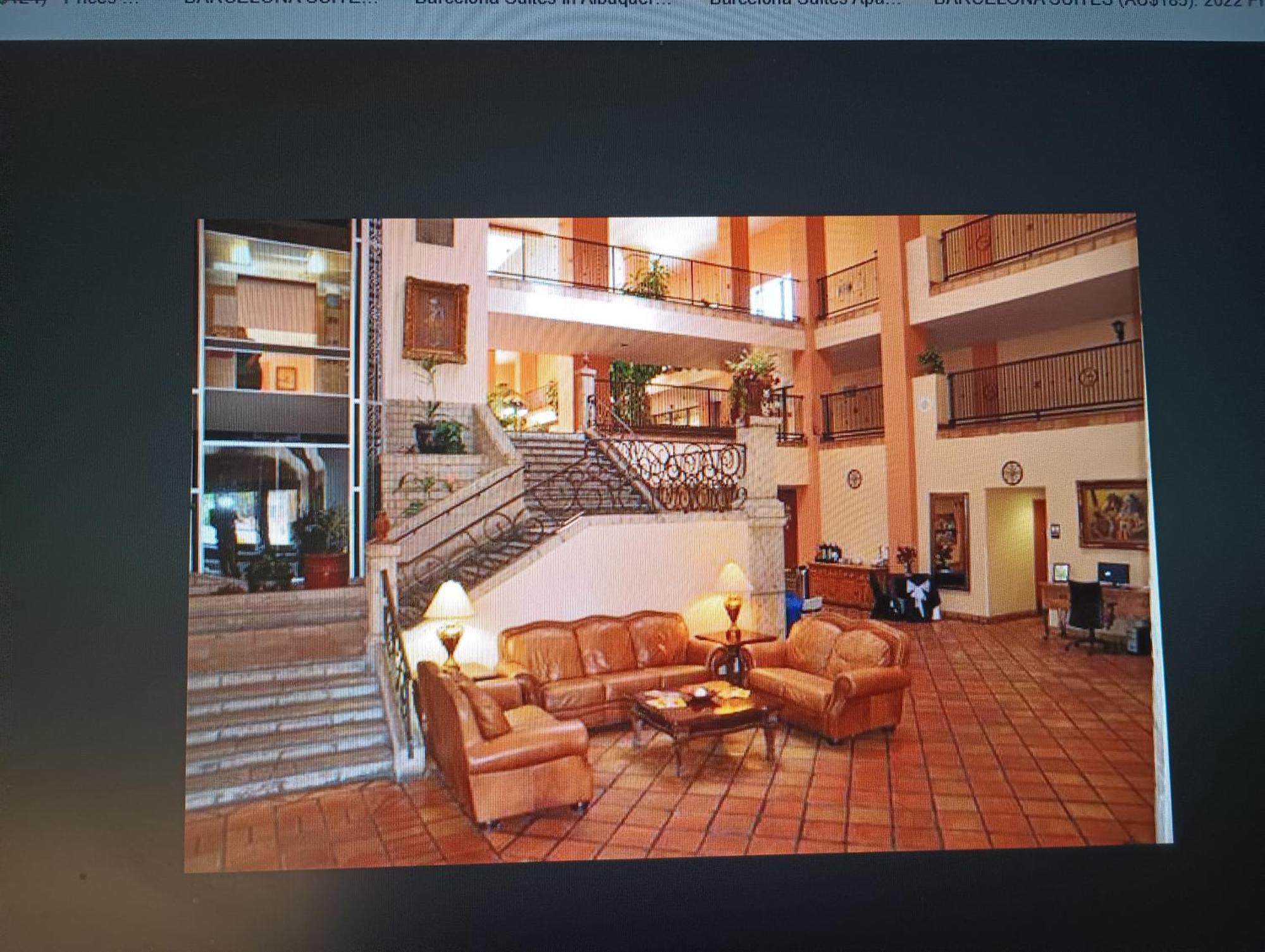 Barcelona Suites 阿尔伯克基 外观 照片
